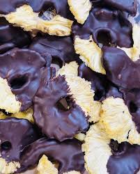 Dark Chocolate Pineapple pieces p/kg